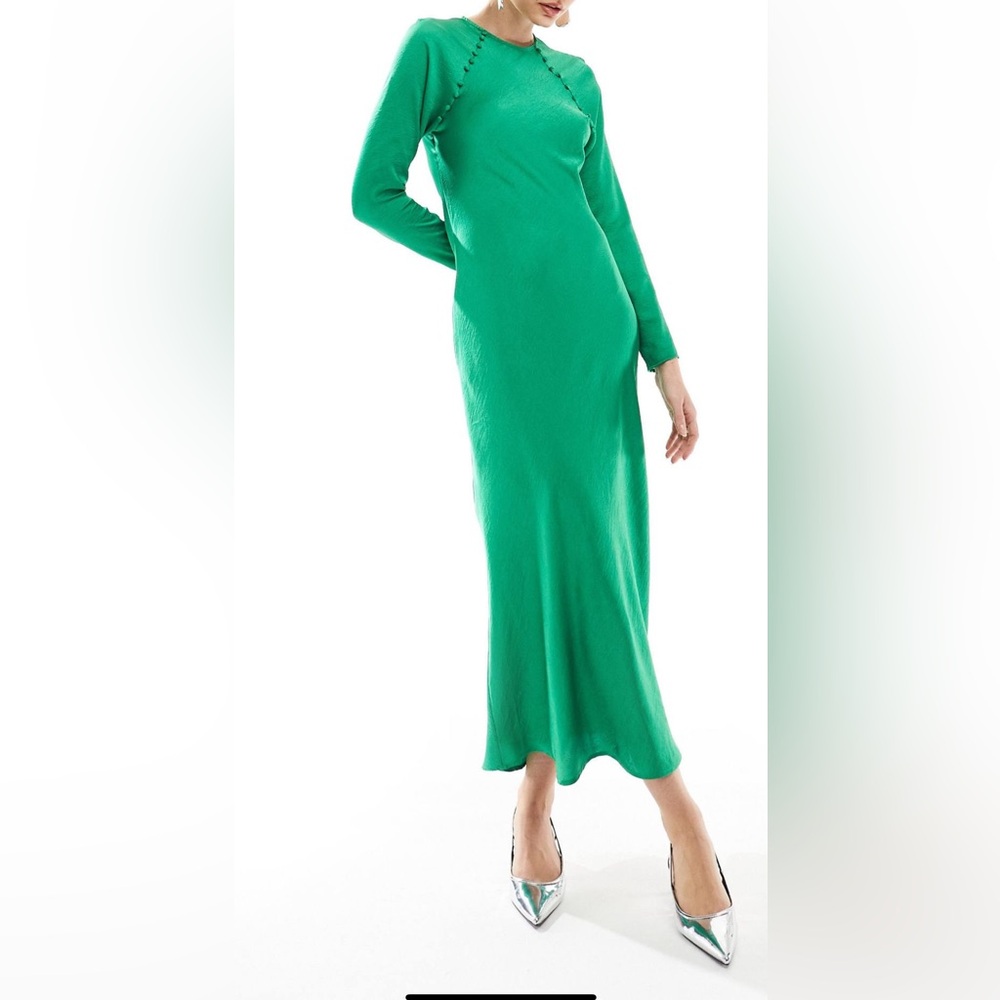 ASOS DESIGN Elegant Green Long Sleeve Dress